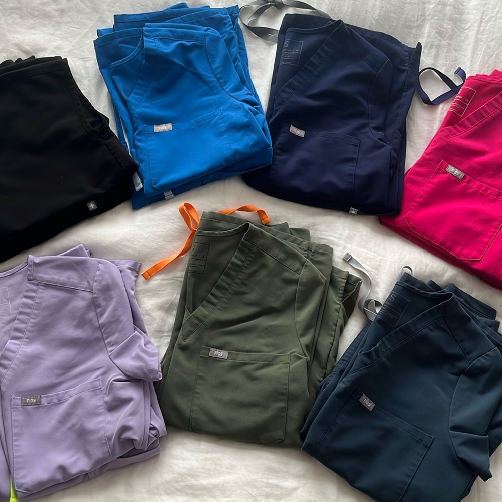 7 Pairs Figs Scrubs
